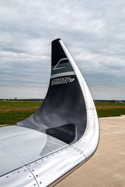 N680XP — - On tarmac out to Vegas