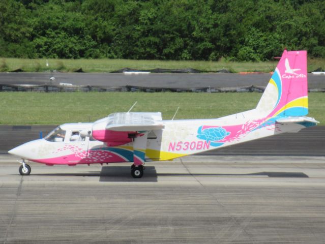 ROMAERO Islander (N530BN)