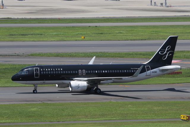 Airbus A320 (JA21MC) - 20 June 2015