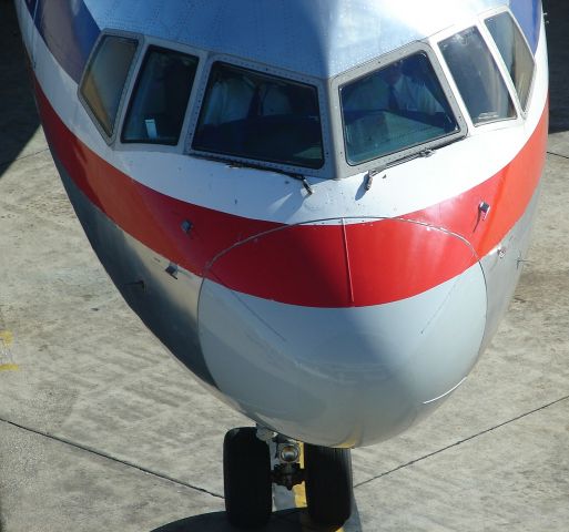 Boeing 757-200 — - View afforded by the SkyLink train at DFW!