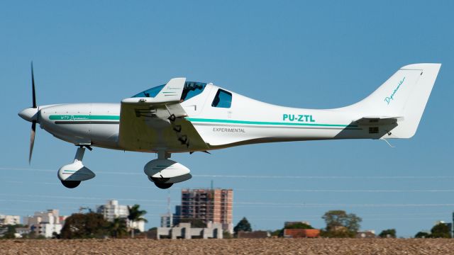 Unknown/Generic Microlight aircraft (PU-ZTL)