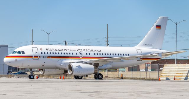 Airbus A319 (1501) - This gorgeous German Airforce A319CJ in town for the G7 and Foreign Affairs Ministers meetings...