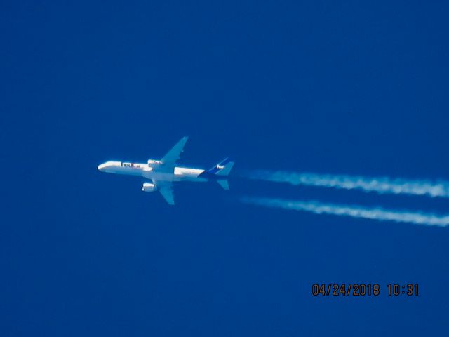 Boeing 757-200 (N780FD)