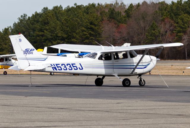 Cessna Skyhawk (N5335J)