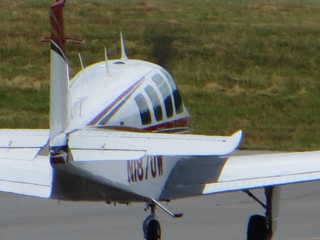 Beechcraft Bonanza (36) (N1870W)