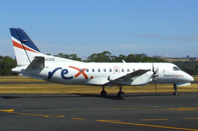 Saab 340 (VH-RXQ) - This Regional Express Saab 340B VH-RXQ (340B-200) makes its 2nd appearance at Wynyard Tasmania for 2016. VH-RXQ is an Adelaide-based aircraft.