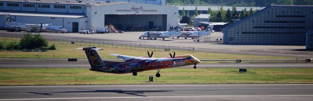 de Havilland Dash 8-400 (N425QX) - Horizon Airlines Dash-8 Q400 With 25th Anniversary Livery Leaves 28L at Portland International Airport.