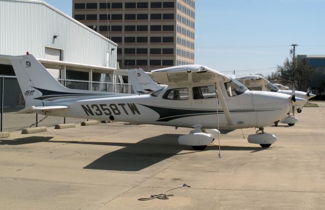 Cessna Cardinal (N358TW)