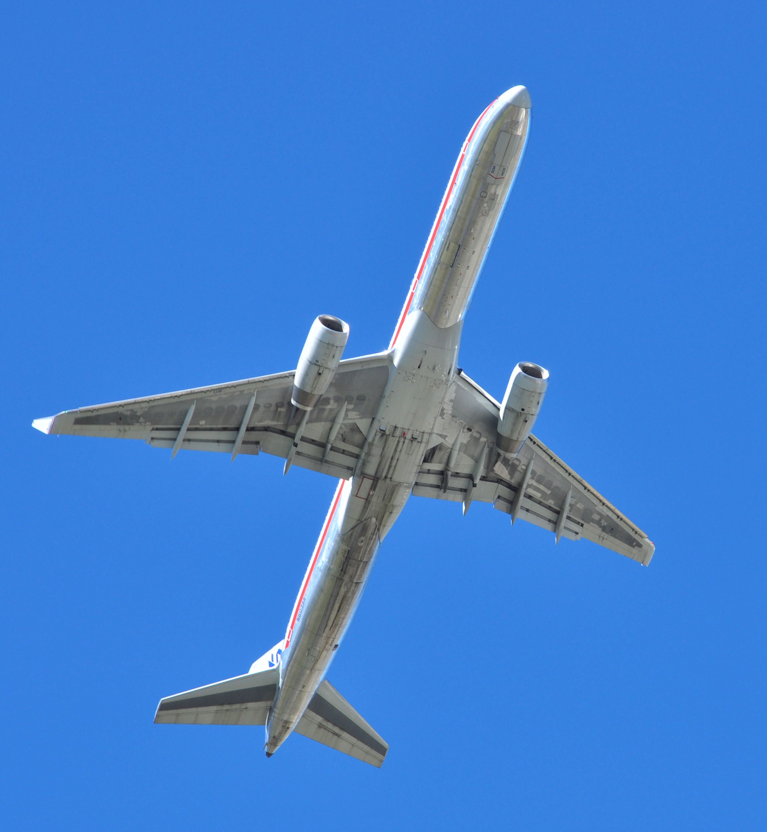 Boeing 757-200 (N603AA)