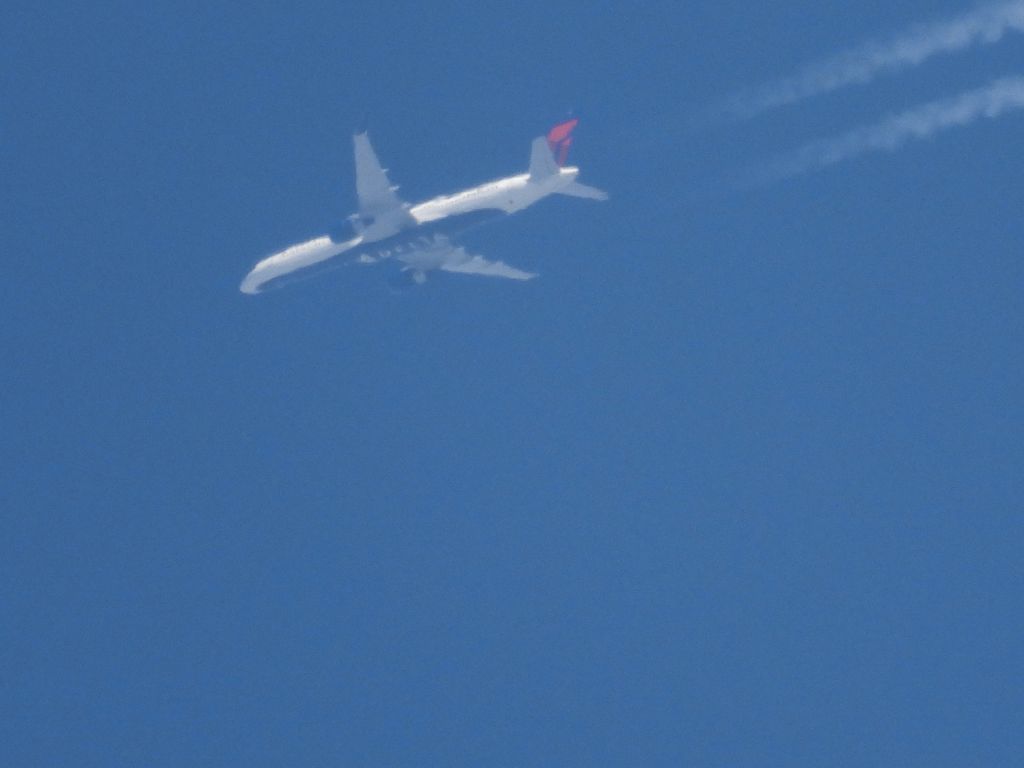 Boeing 757-200 (N667DN) - DAL2996br /ATL-EGEbr /03/29/22