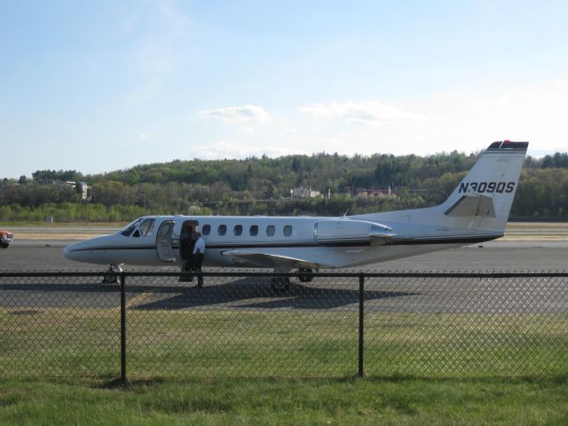 Cessna Citation V (N309QS) - Getting ready to depart to New York, NY (KLGA).