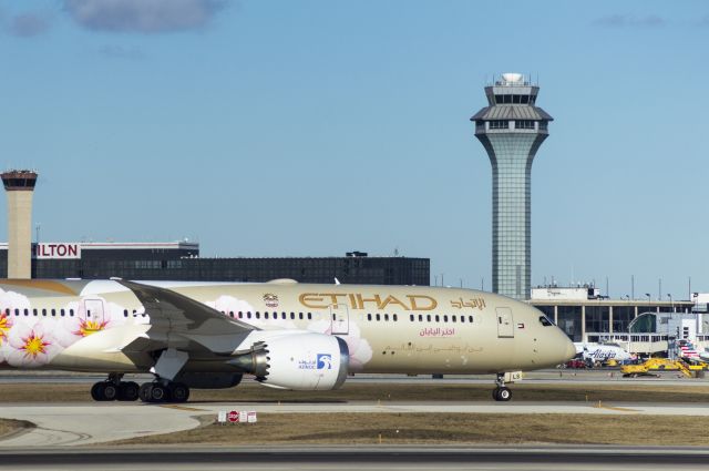 Boeing 787-9 Dreamliner (A6-BLS)