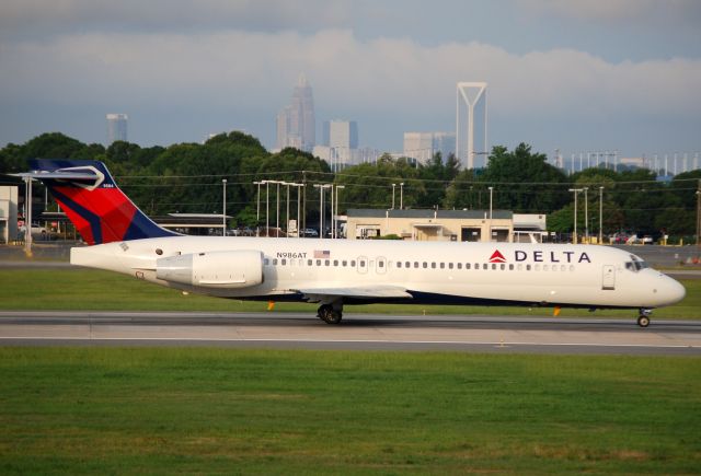 Boeing 717-200 (N986AT) - Taking off 18C - 7/18/15