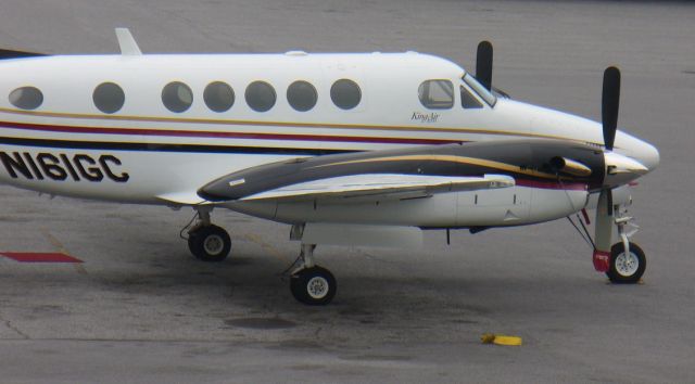 Beechcraft Super King Air 200 (N161GC) - Ginn Resorts