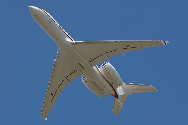 Bombardier Global 5000 (GAF1403) - German Air Force Global 5000 14+03 taking off EDDH rwy 23 on 2017-05-11