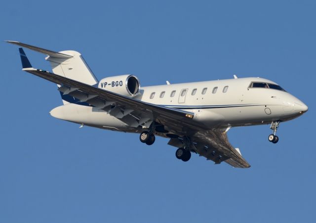 Canadair Challenger (VP-BGO) - 19/02/2013br /LANDING 07