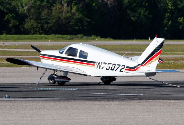 Piper Cherokee (N75072)