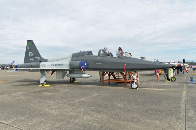 Northrop T-38 Talon (66-4343)