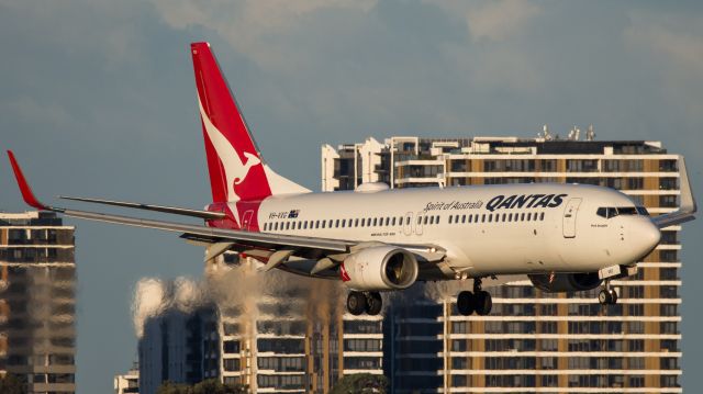 Boeing 737-800 (VH-VXG)