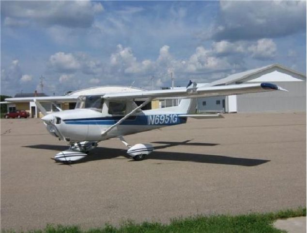 Cessna Commuter (N6951G)