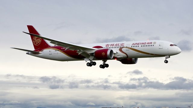 Boeing 787-9 Dreamliner (B-208A) - BOE982 on final to Rwy 16R during a C1 flight on 12.17.18. (ln 790 / cn 64314).