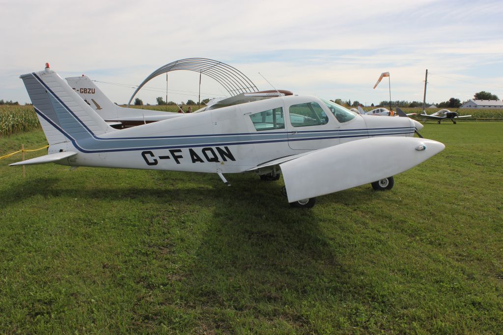 Piper Cherokee (C-FAQN) - C-FAQN Piper PA-28-140 RVA Aéroport de Salaberry de Valleyfield QC.CSD3 29-09-2019.