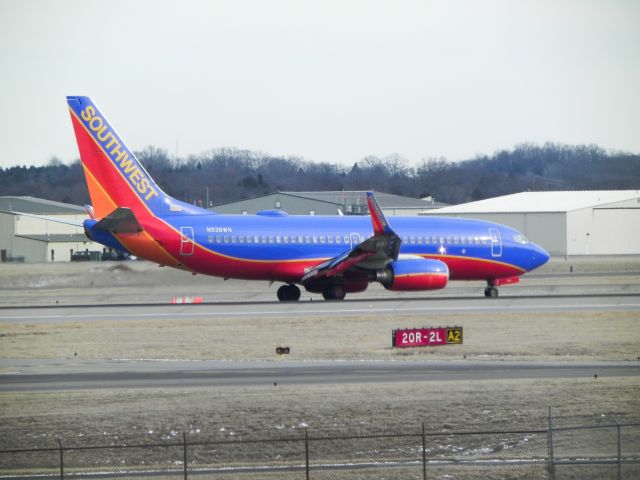 Boeing 737-700 (N938WN)