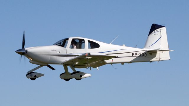 Vans RV-10 (PP-XOO)