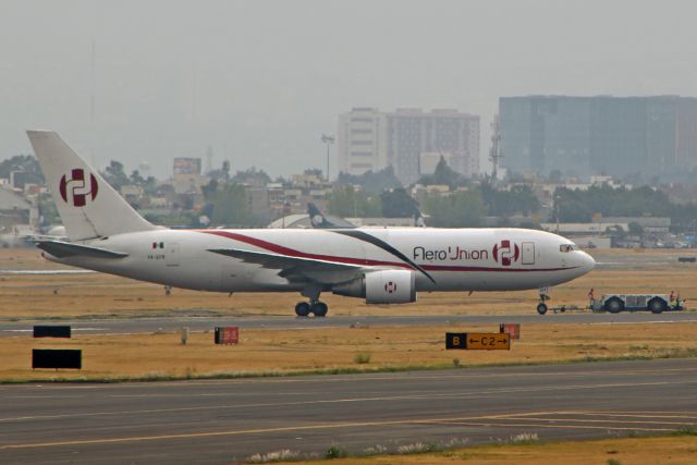 BOEING 767-200 (XA-EFR) - Aero Union / Boeing 767-241(ER) / MSN 23804 / XA-EFR / MMMX 03/2020