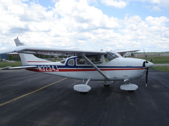 Cessna 206 Stationair (N3234J)