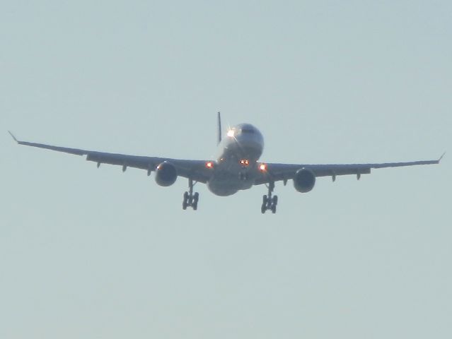 Airbus A330-300 (D-AIKR)