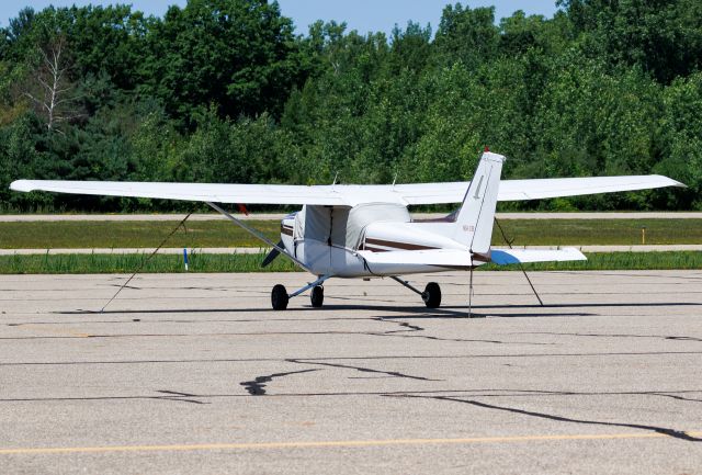 Cessna Skyhawk (N54219)