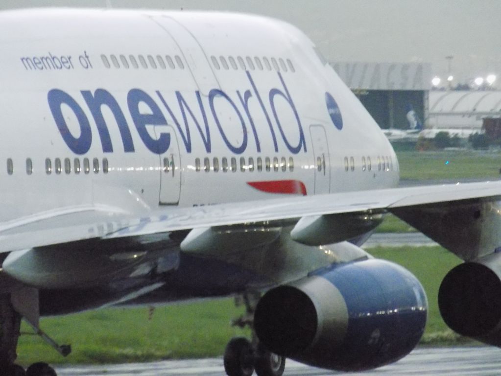 Boeing 747-400 (G-CIVP)