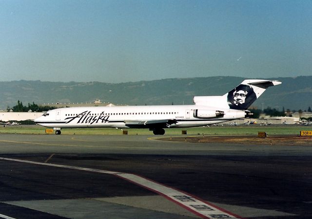 BOEING 727-200 (N294AS) - KSJC - early 1990s at San Jose as this Alaska Airlines 727 rolls to 30L for departure to Seattle.