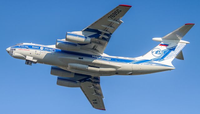 Ilyushin Il-76 (RA-76950) - Climbing out of YYZ from runway 23 to Keflavik