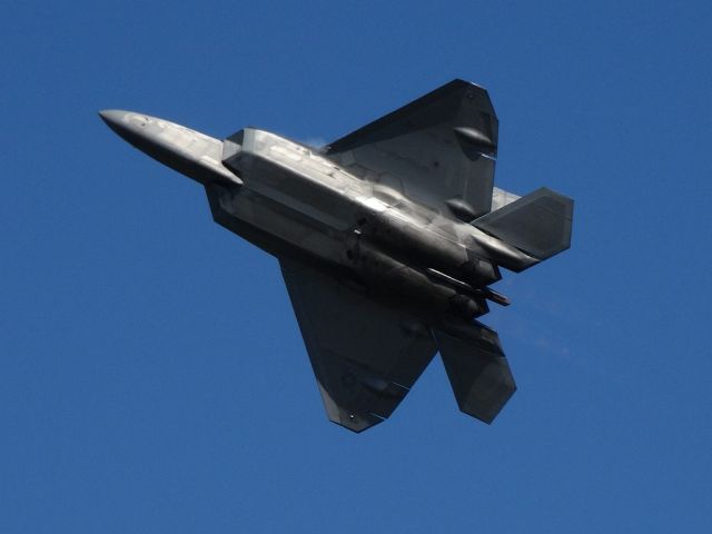 Lockheed F-22 Raptor (05-0104)