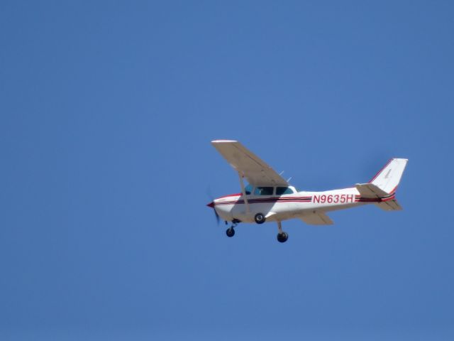 Cessna Cutlass RG (N9635H)