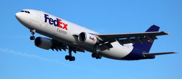 Airbus A300F4-200 (N731FD) - On Final to 30L, 08-29-2016