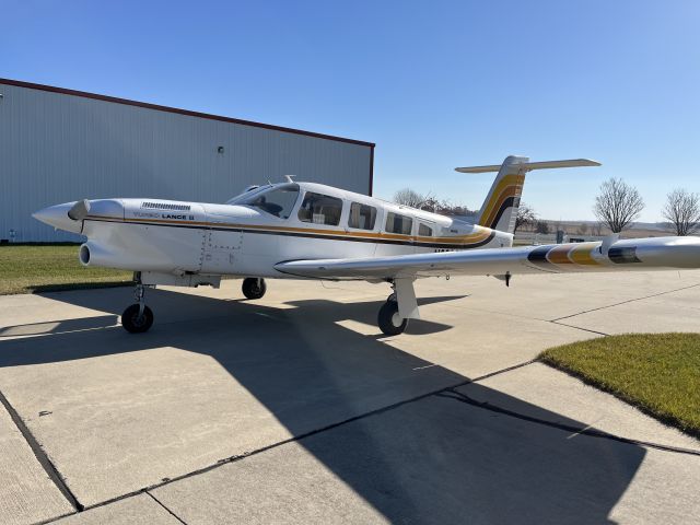 Piper Saratoga (N39660)