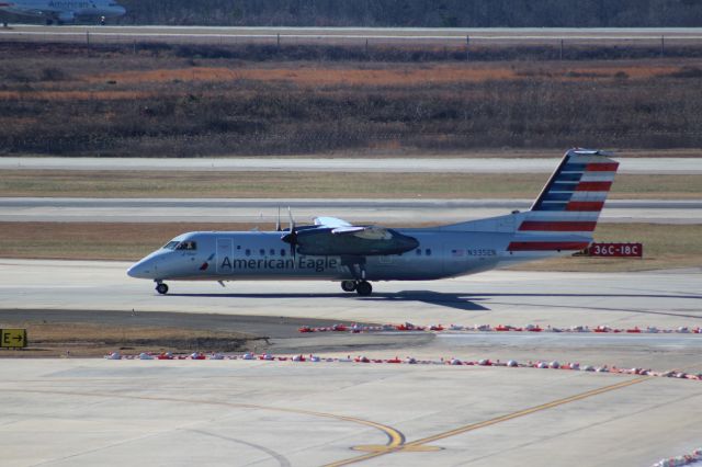 de Havilland Dash 8-300 (N335EN)