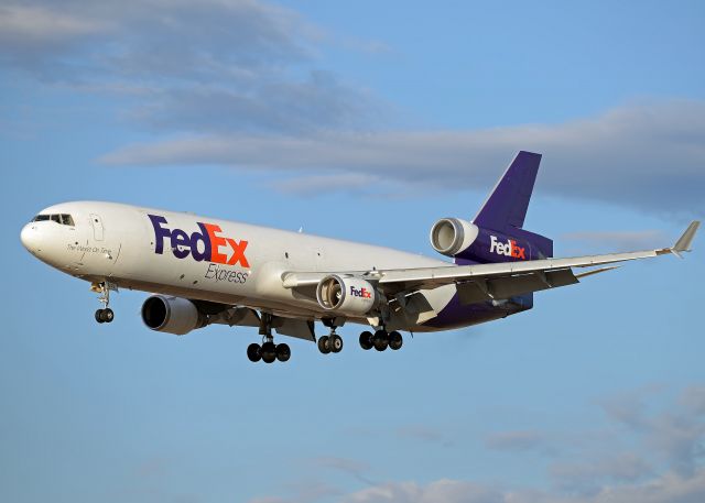 Boeing MD-11 (N642FE)