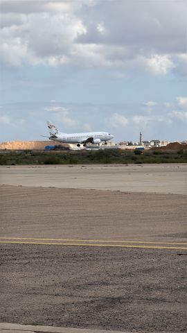Boeing 737-700 (T7-CTA)