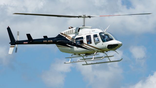 Eurocopter AS-350 AStar (PR-HIB)