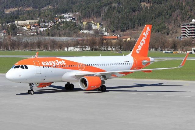 Airbus A320 (G-EZWI)