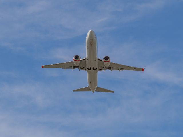 Boeing 737-700 (VH-VOP) - Adelaide Departure, VOZ1397