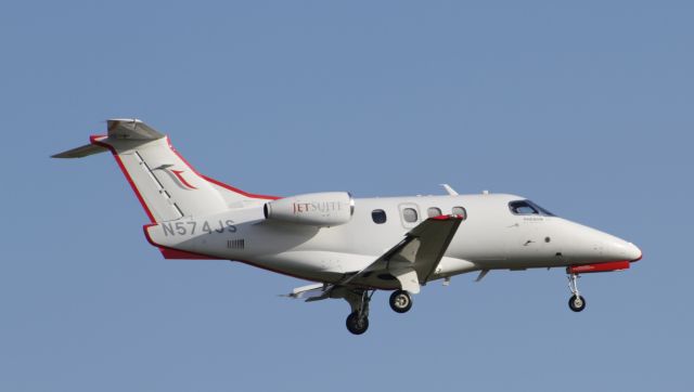 Embraer Phenom 100 (N574JS)