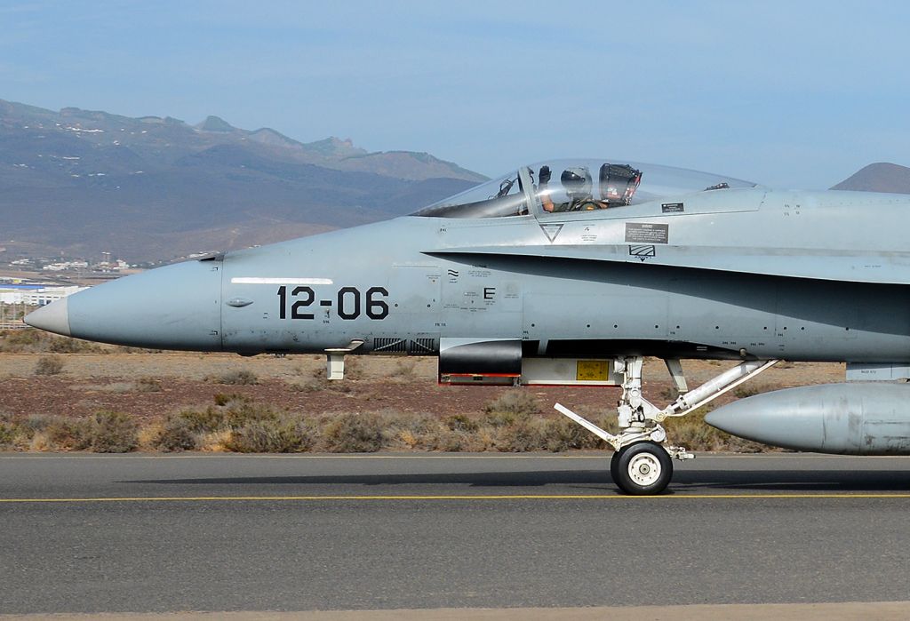 McDonnell Douglas FA-18 Hornet (C1548) - "Ocean Sky 2021"