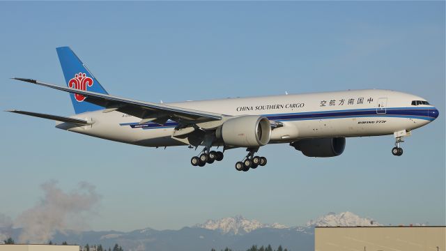 Boeing 777-200 (B-2080) - BOE983 on final to runway 16R to complete its maiden flight on 12/12/11. (LN:983 / cn 37314).