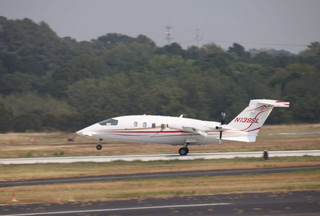 Piaggio P.180 Avanti (N139SL)