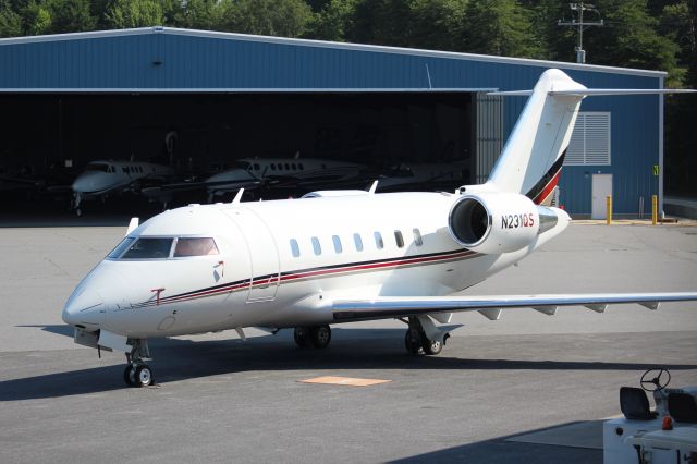 Canadair Challenger (N231QS)